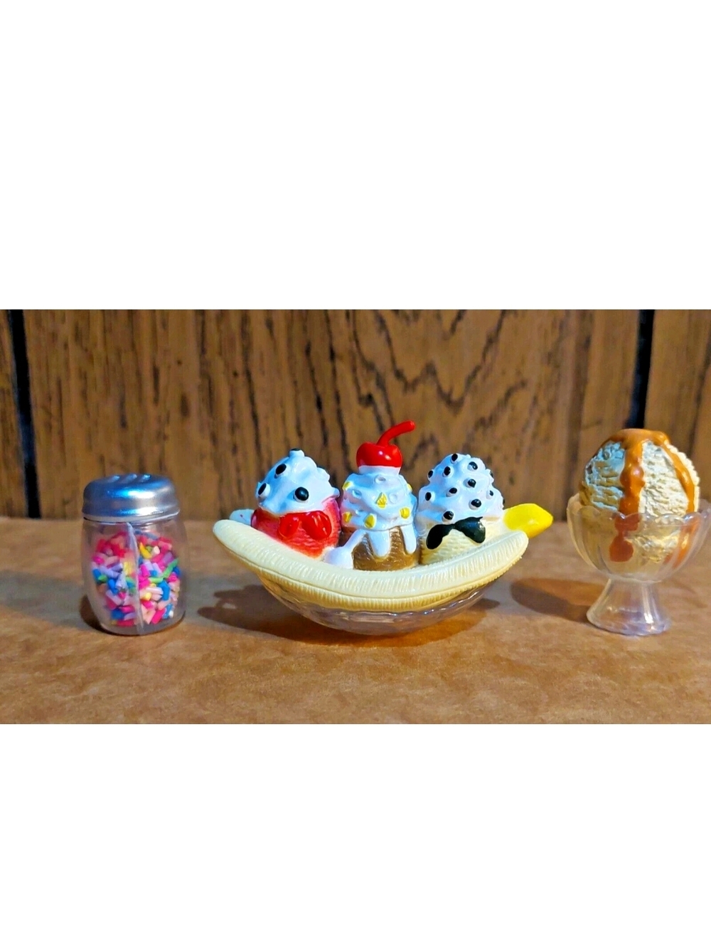 American Girl Miniature Banana Split Playset with Sprinkles And Sundae Replace